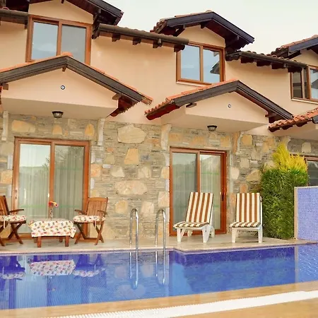 Paradise Club Villa *